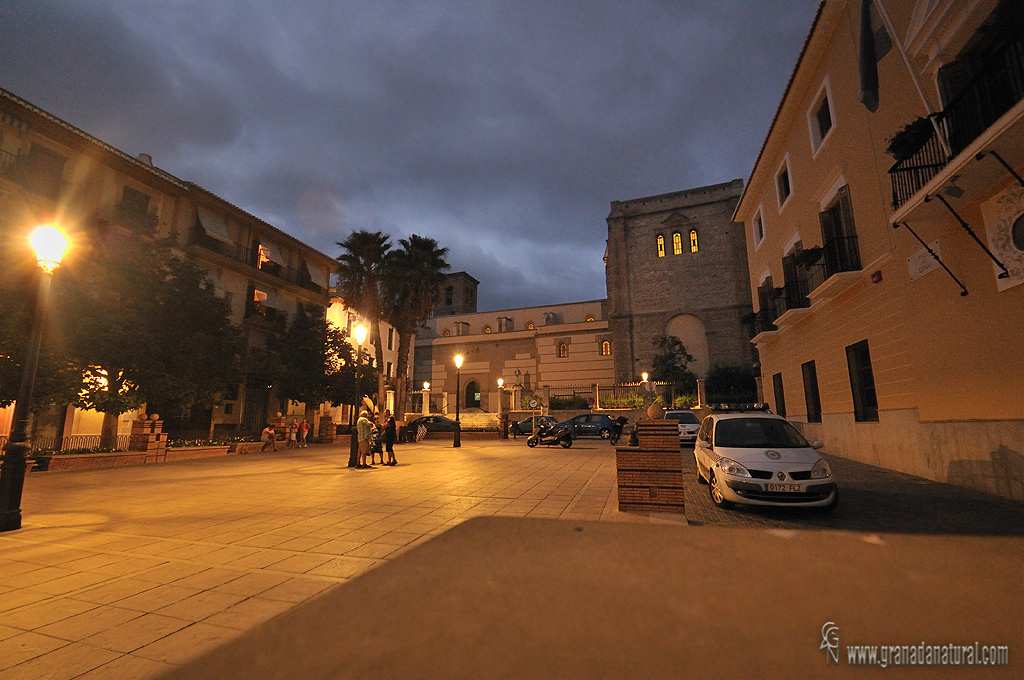 Plaza del Ayuntamiento e Iglesia Mayor de la Encarnación ( Motril)